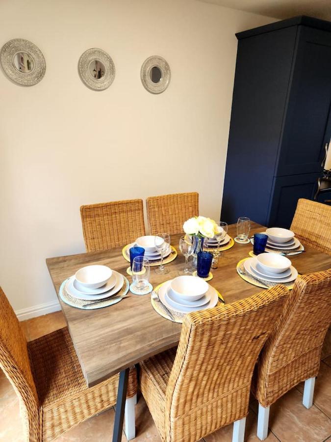 Home From Home 3 Bed,2 Bath House With Garden&Parking Near Centre&Tram Stop Sheffield Exterior foto